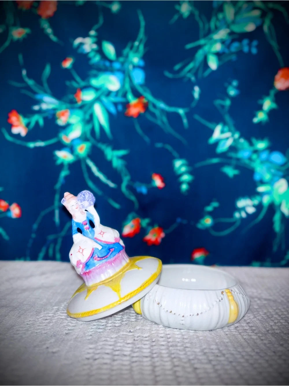 Sitzendorf handpainted porcelain
